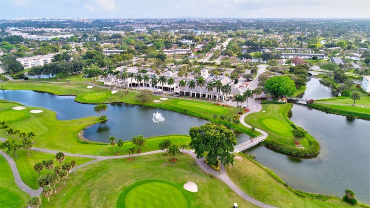 2101 Lucaya Bend, Unit K4, Coconut Creek, FL 33066 Photo