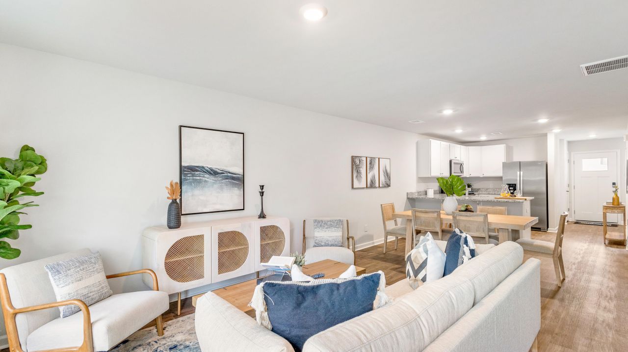 627 Pleasant Grove Way Photo 9