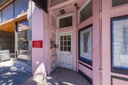 350 King Street photo 4