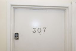 350 King Street photo 4