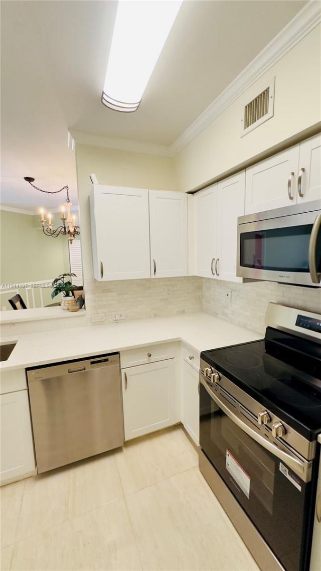 17125 N Bay Rd , Unit 3311, Sunny Isles Beach, FL 33160 Photo