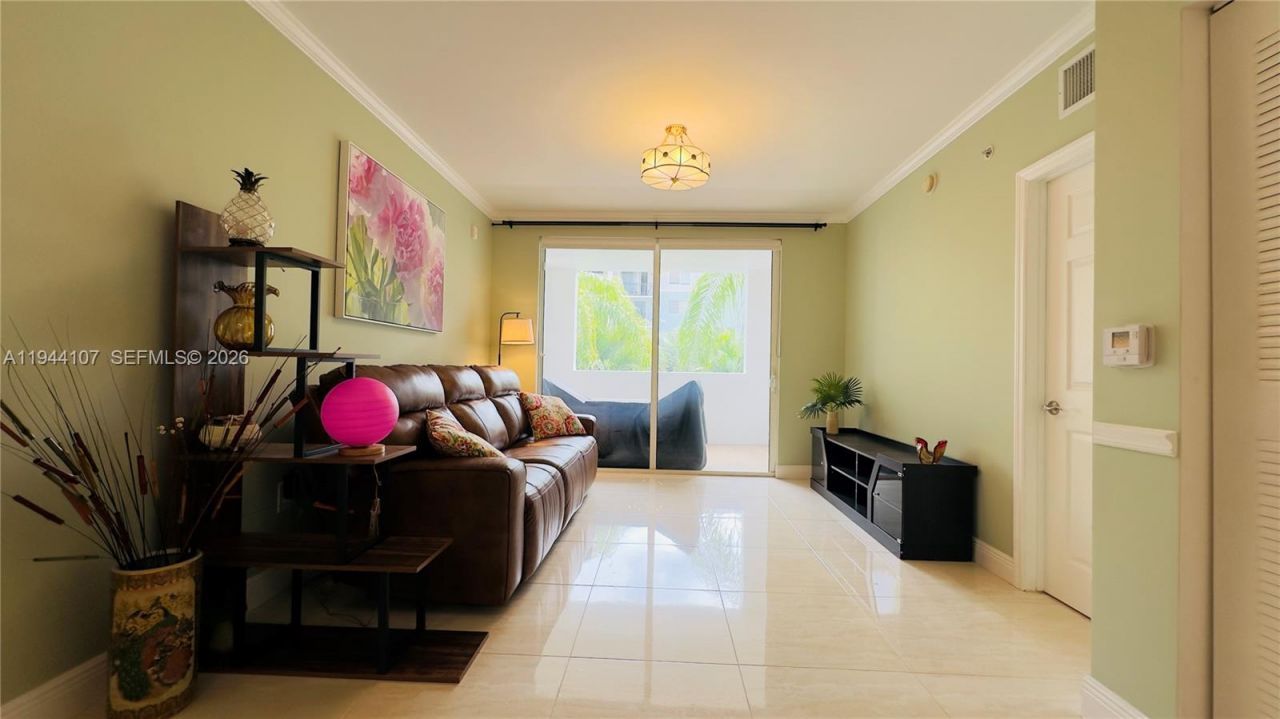 17125 N Bay Rd , Unit 3311, Sunny Isles Beach, FL 33160 Photo