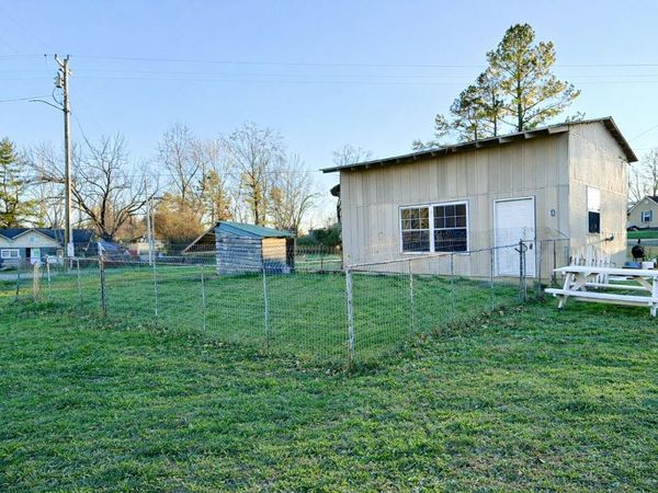 355 West Main Street, Brandsville, MO 65688