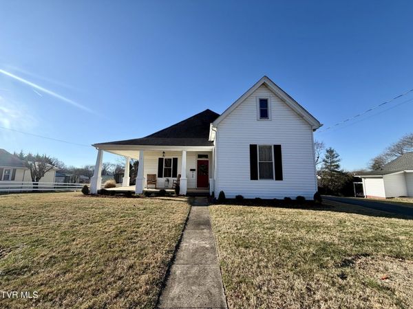 908 Weaver Pike, Bristol, TN 37620