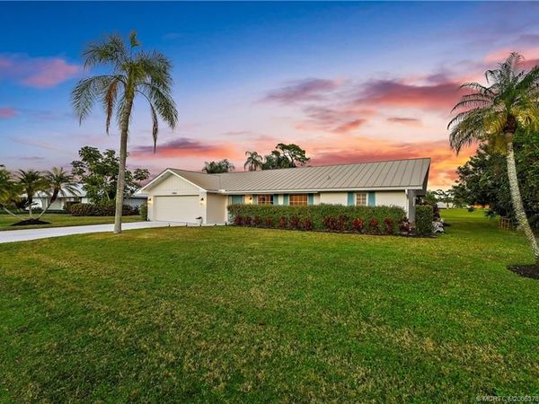 3881 SE Fairway W, Stuart, FL 34997