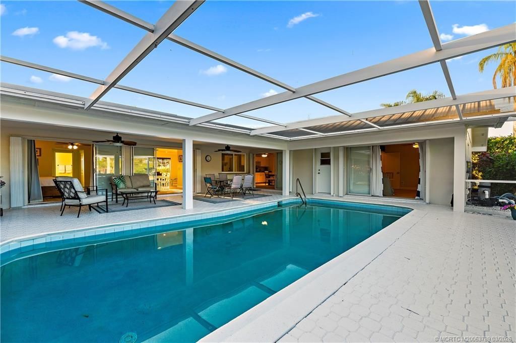 3881 SE Fairway W, Stuart, FL 34997 Photo