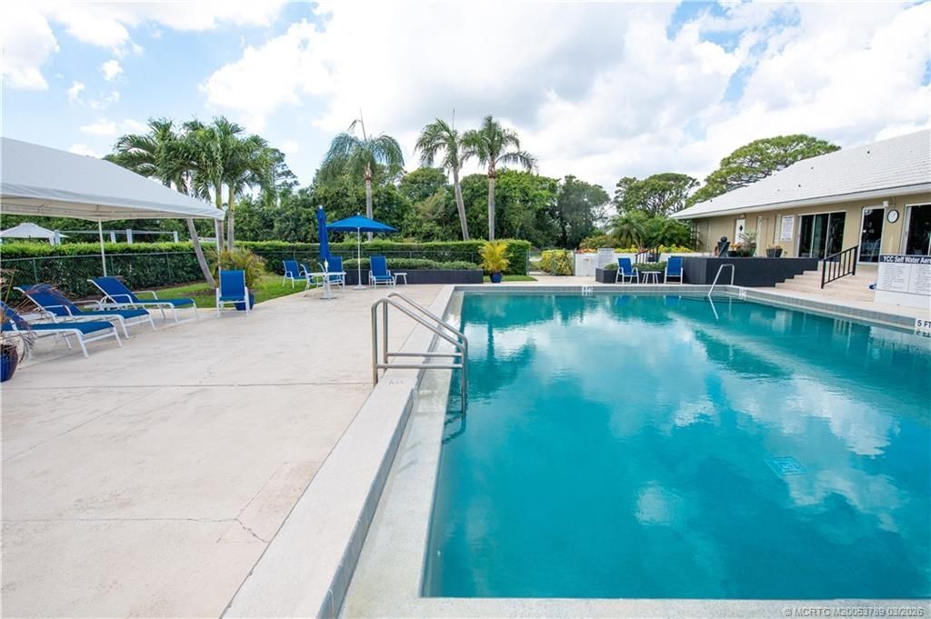 3881 SE Fairway W, Stuart, FL 34997 Photo