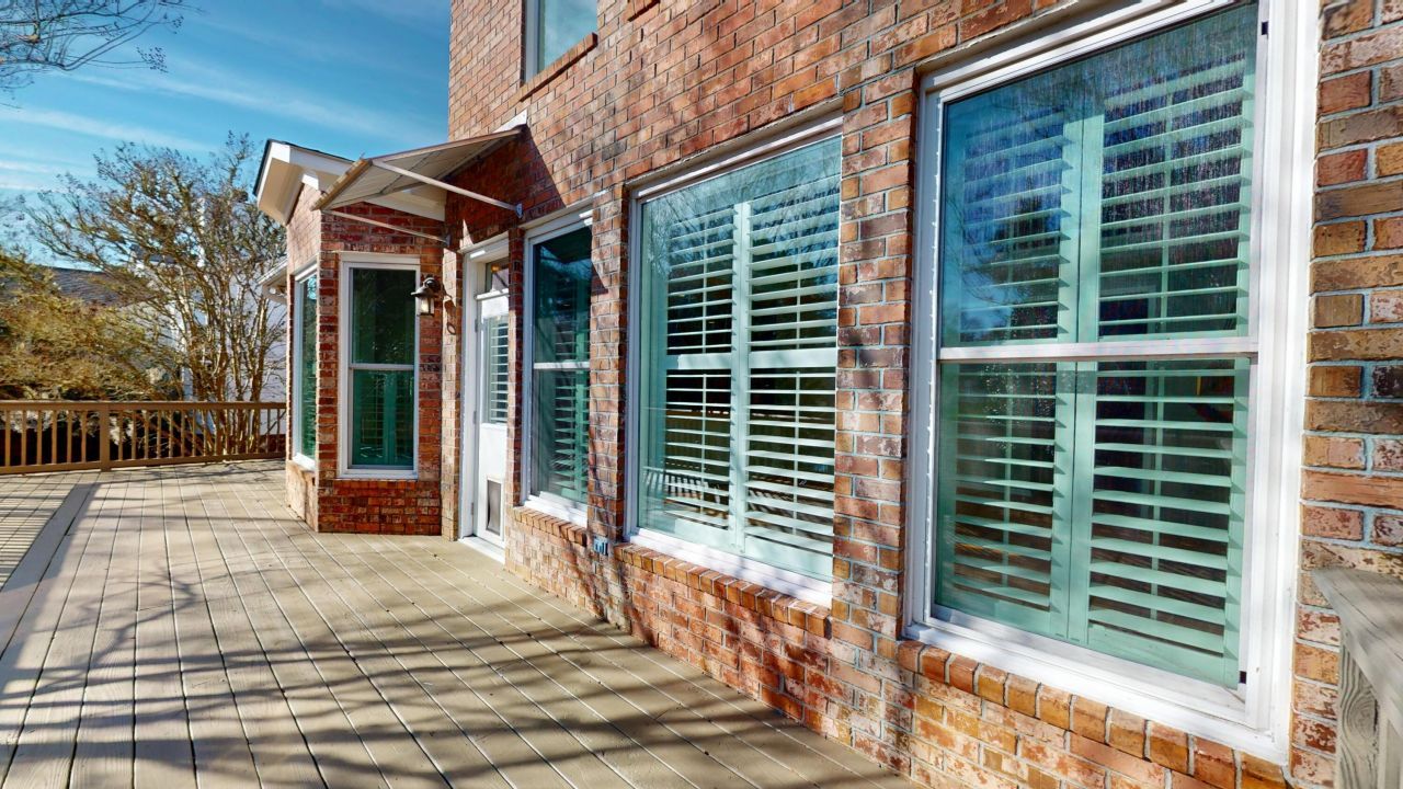 319 Oak Point Landing Drive Photo 31