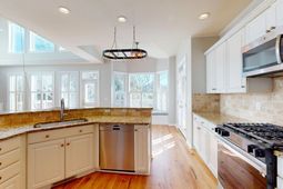 319 Oak Point Landing Drive photo 4