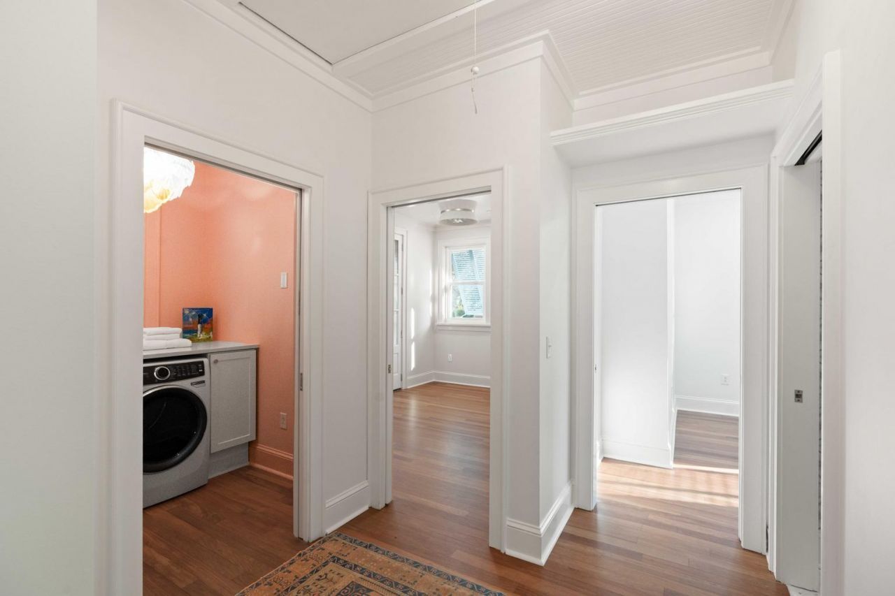 2218 Myrtle Avenue Photo 19