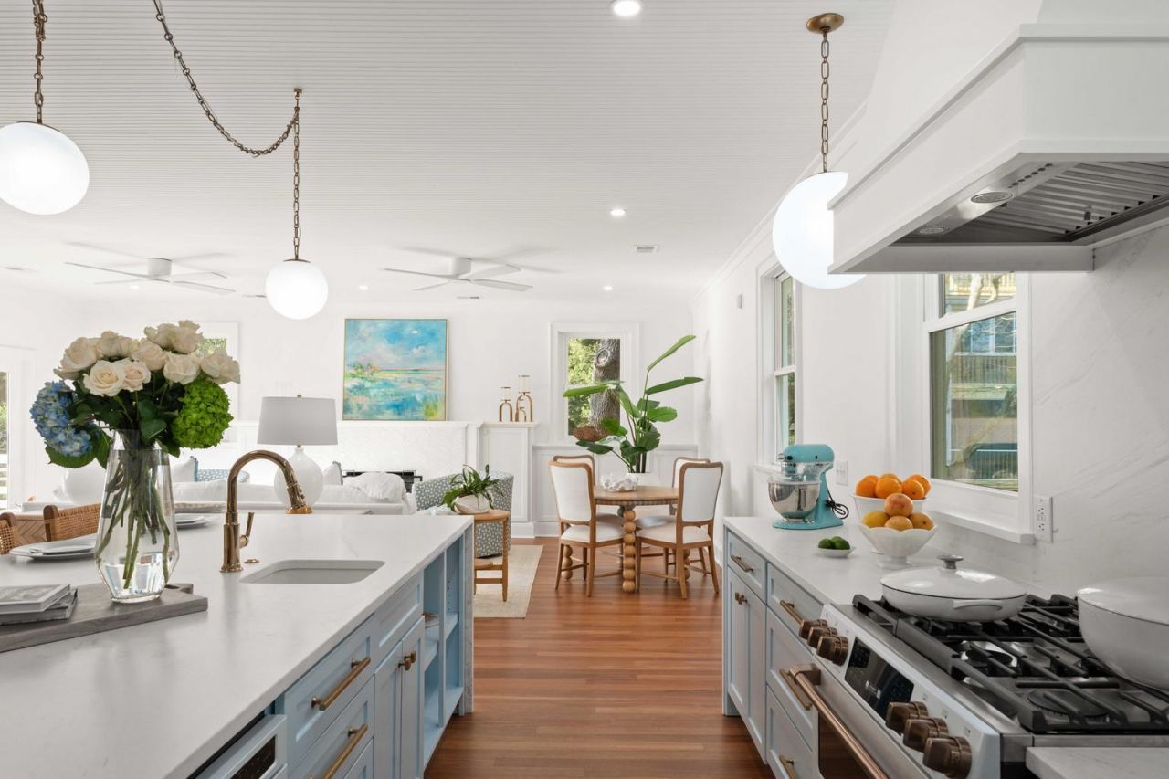 2218 Myrtle Avenue Photo 8