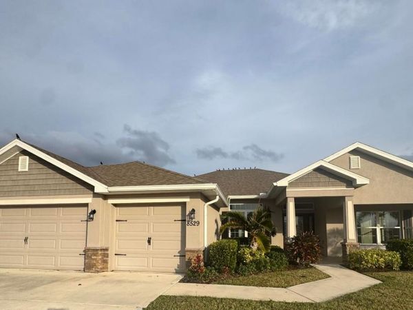 8529 Waterstone Boulevard, Fort Pierce, FL 34951