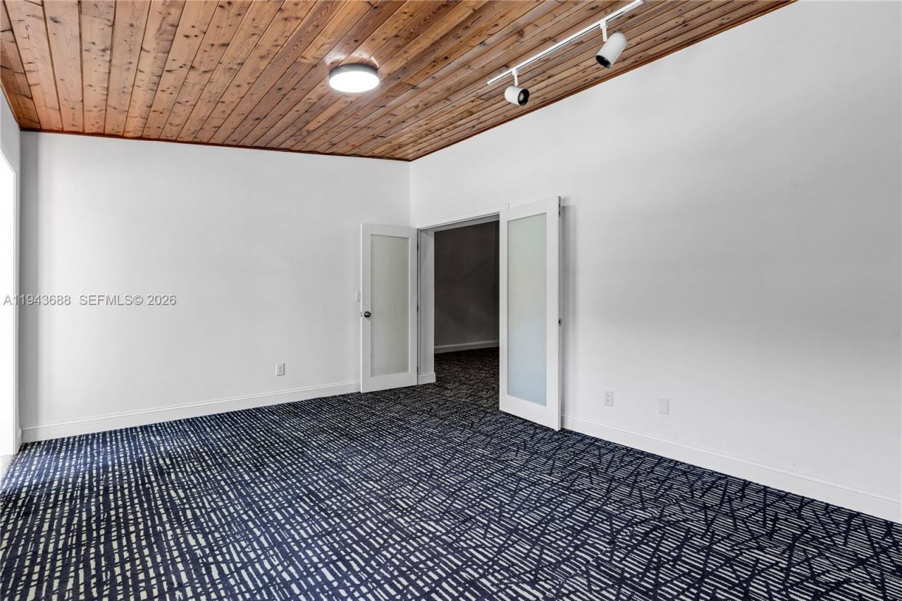 12525 SW 68th Ct, Pinecrest, FL 33156 Photo