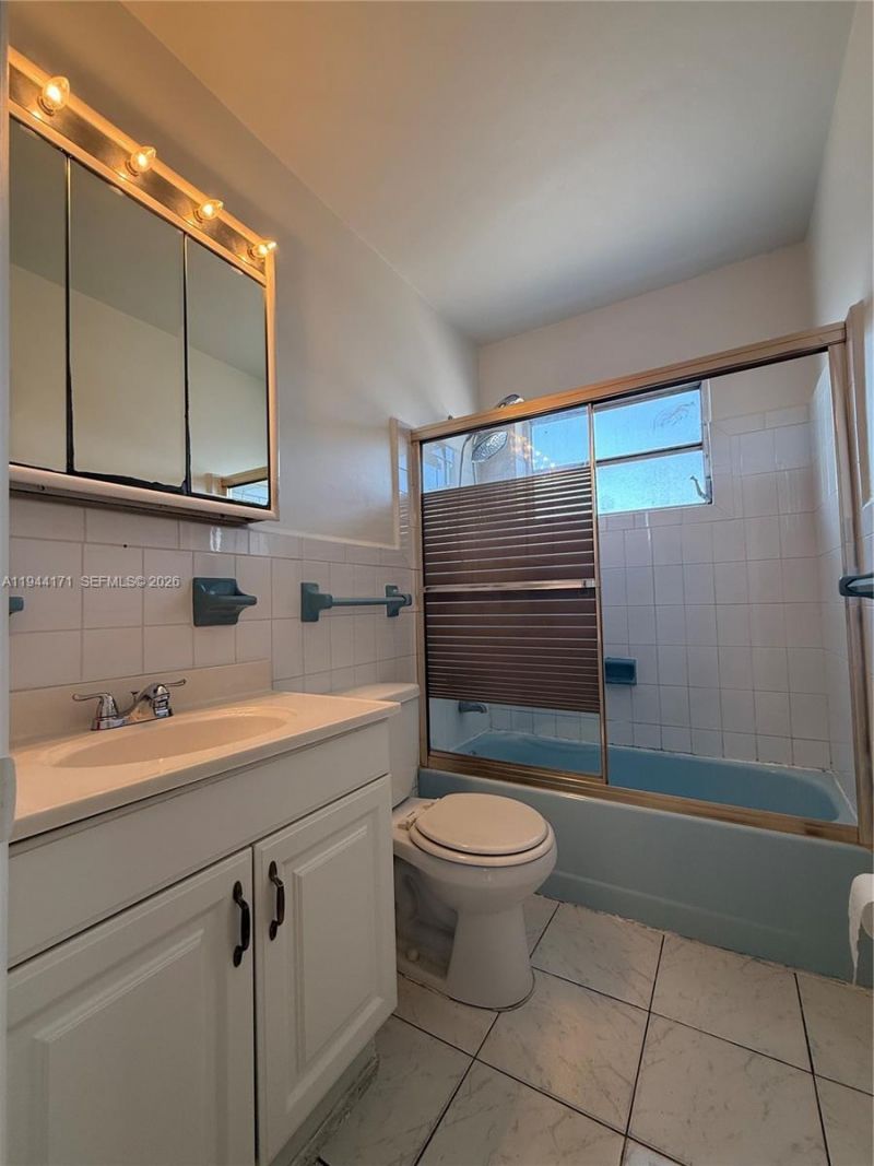 22 SW 55th Ave Rd, Unit U, Miami, FL 33134 Photo