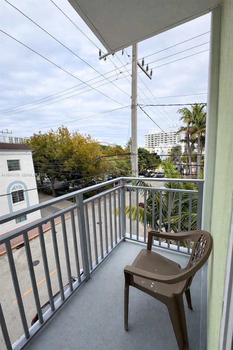 363 Washington Ave, Unit 35, Miami Beach, FL 33139 Photo