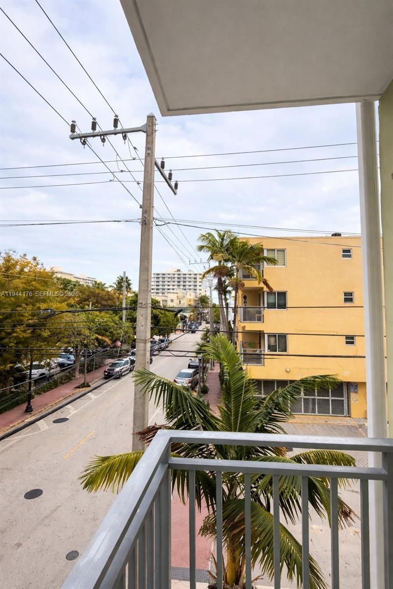 363 Washington Ave, Unit 35, Miami Beach, FL 33139 Photo