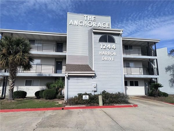 1244 HARBOR Drive, Unit 210, Slidell, LA 70458