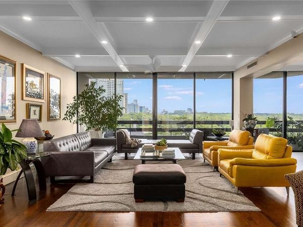 2660 Peachtree Road NW, Unit 13F, Atlanta, GA 30305