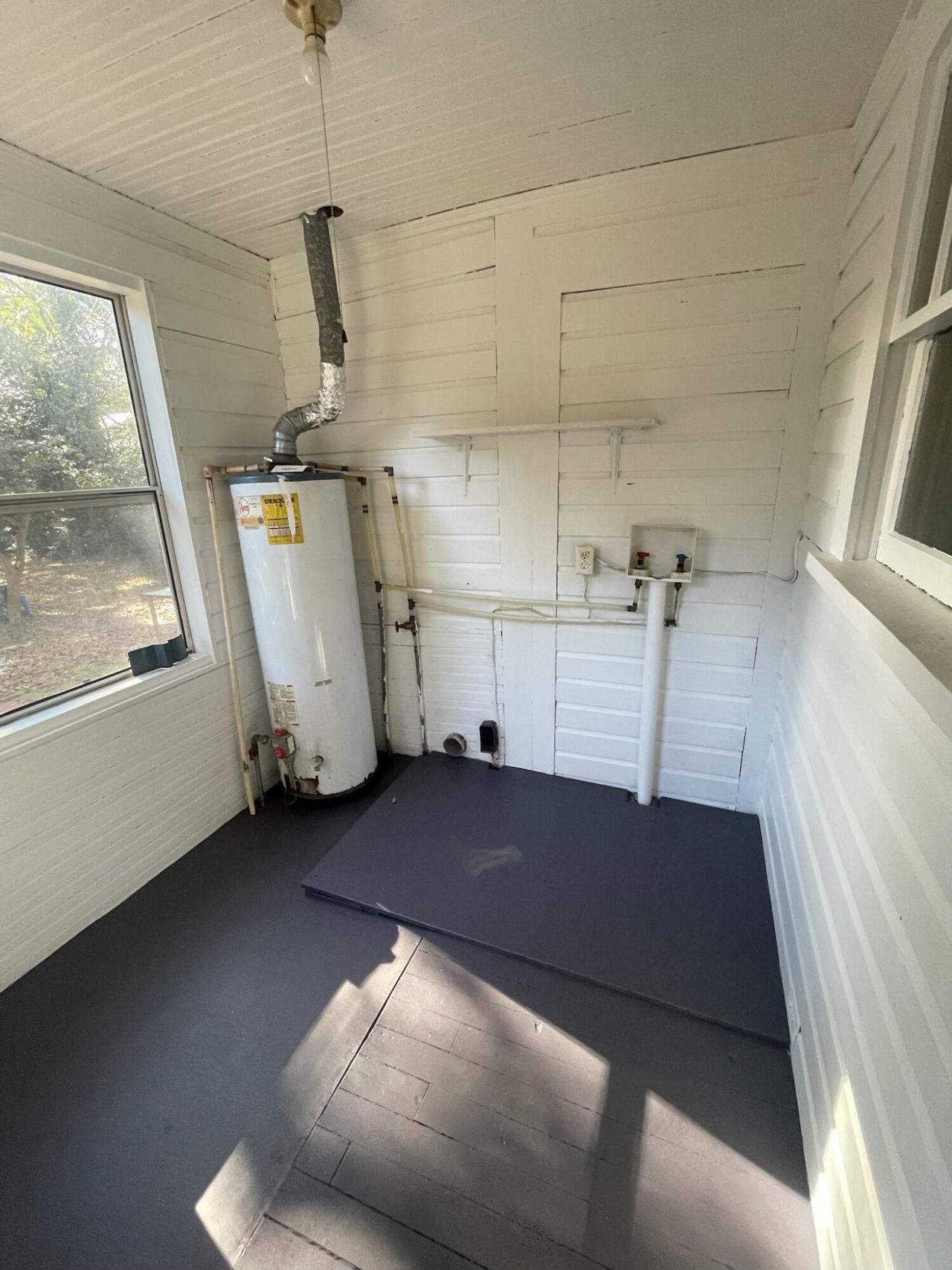 1218 Wichman Street Photo 17