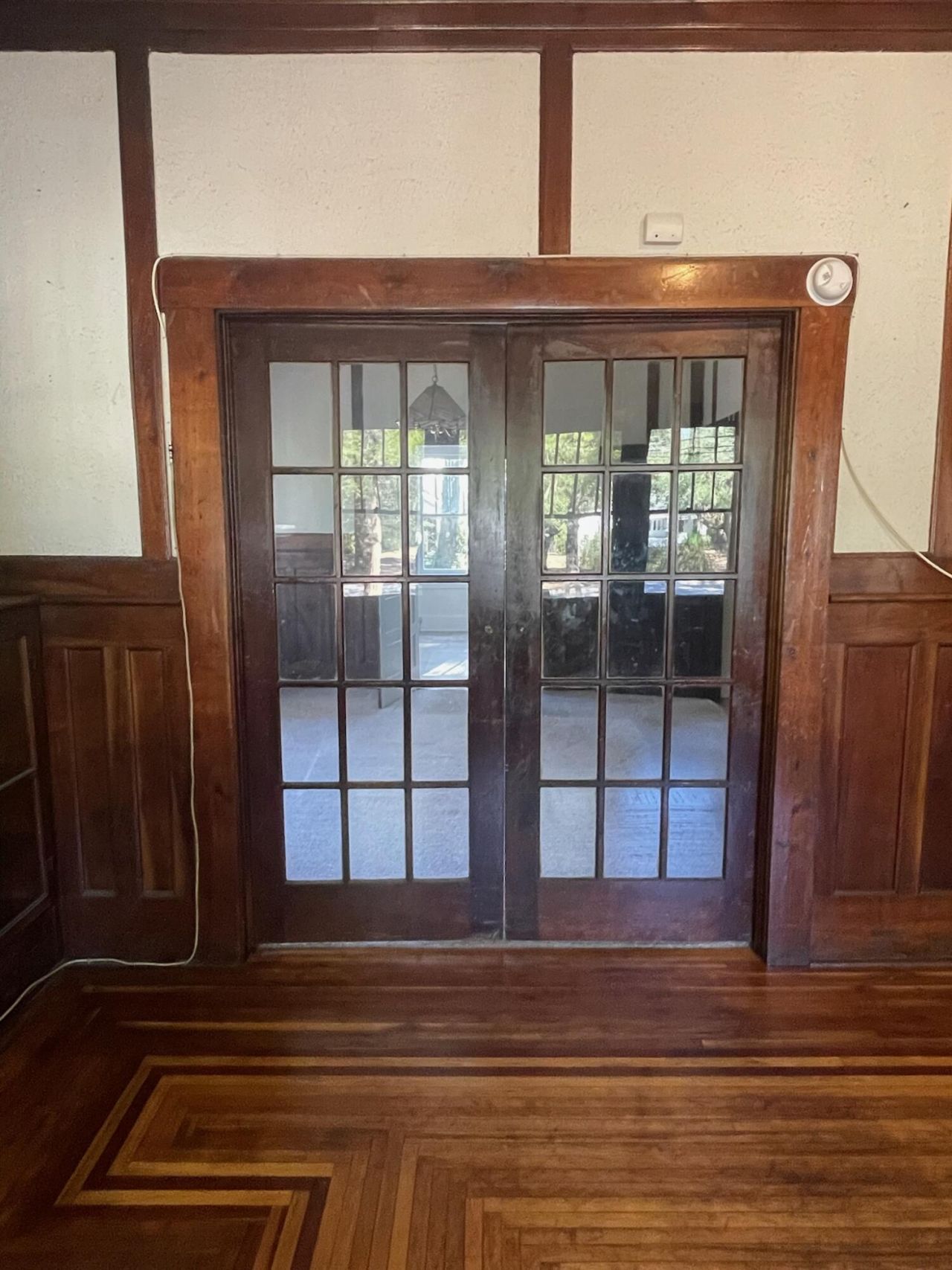 1218 Wichman Street Photo 7