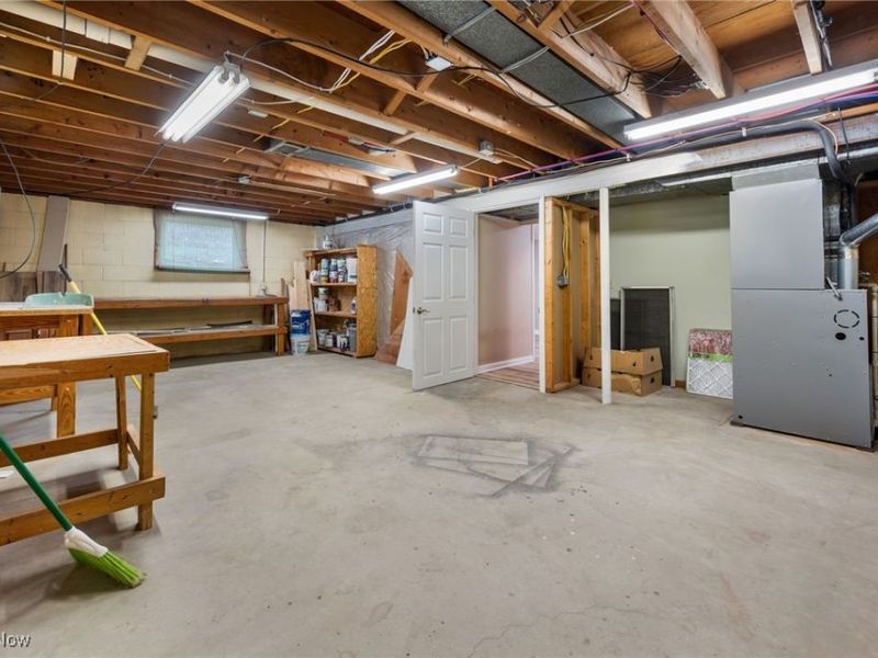 2685 Chaucer Drive NE, Canton, OH 44721 Photo 39