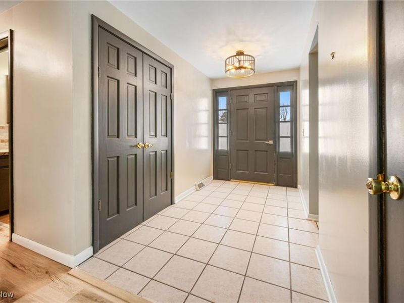 2685 Chaucer Drive NE, Canton, OH 44721 Photo 7