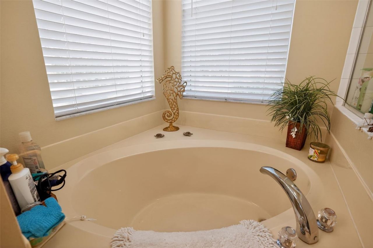 4263 Liron Avenue, Unit 101, Fort Myers, FL 33916 Photo