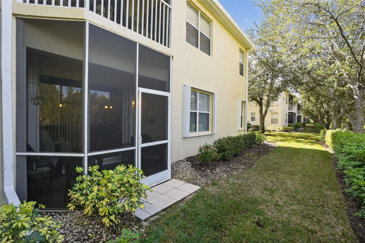 4263 Liron Avenue, Unit 101, Fort Myers, FL 33916 Photo