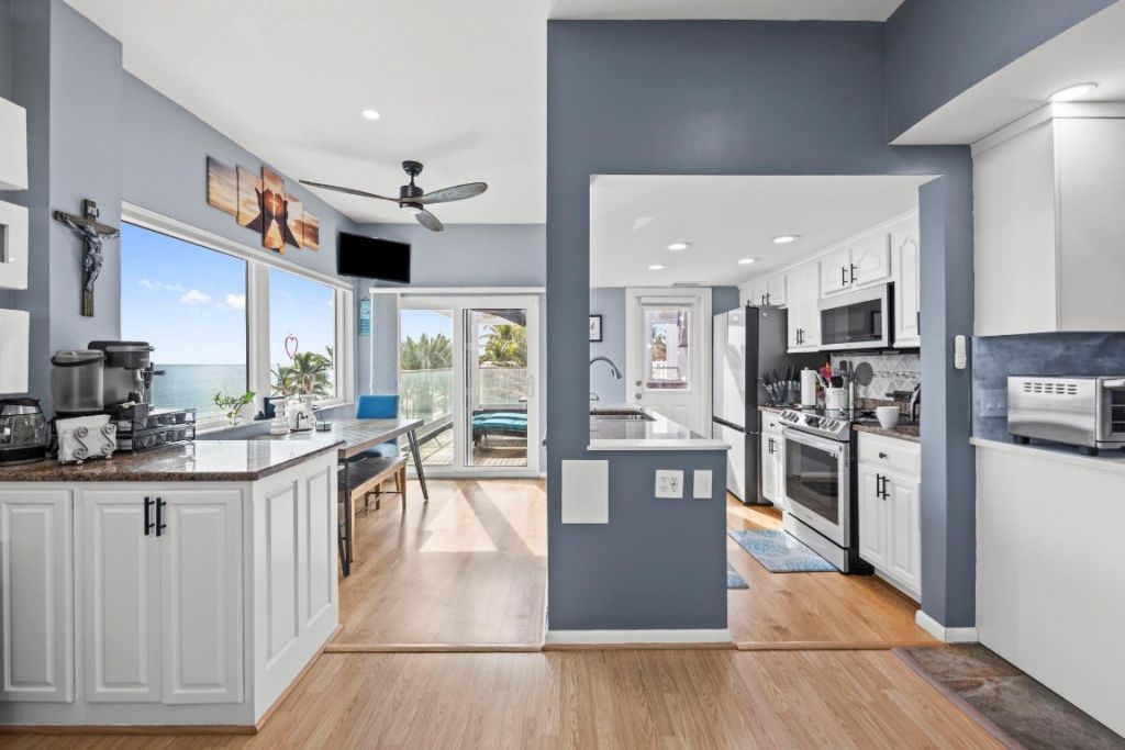 2201 N Surf Rd, Hollywood, FL 33019 Photo