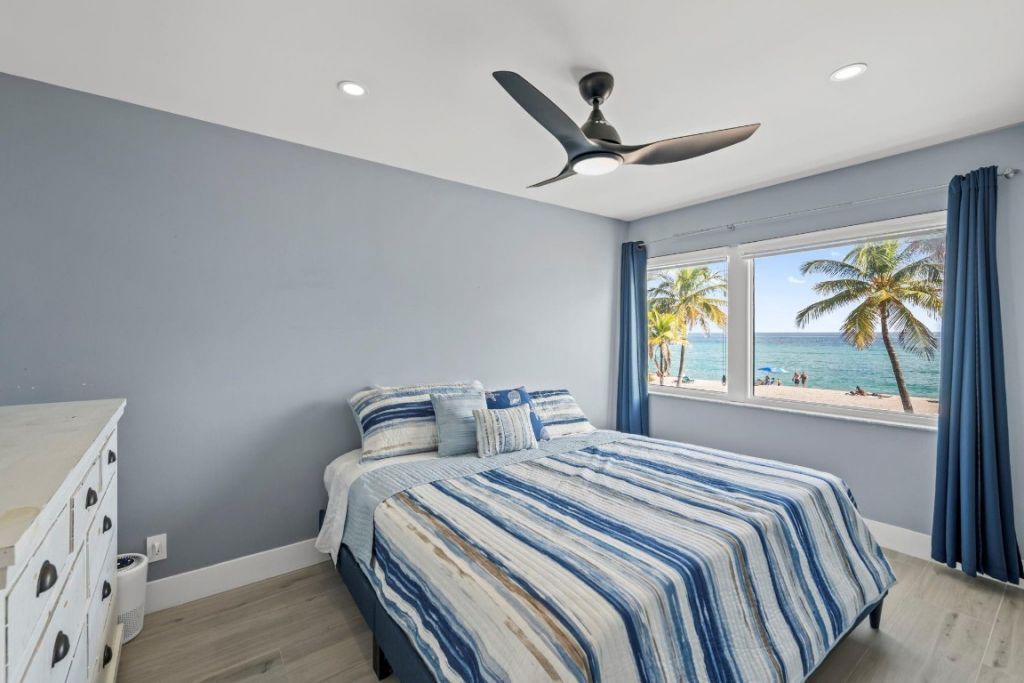 2201 N Surf Rd, Hollywood, FL 33019 Photo