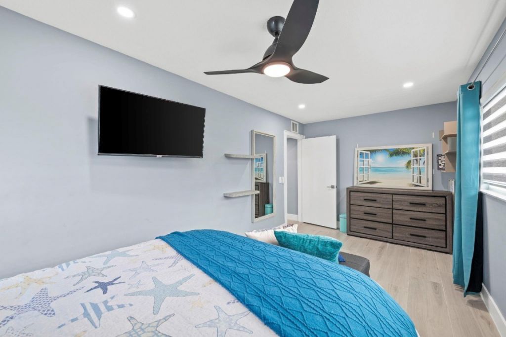 2201 N Surf Rd, Hollywood, FL 33019 Photo