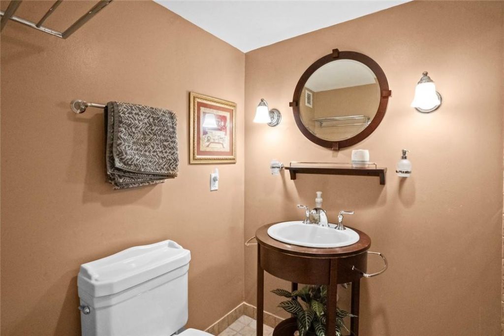 3015 N Ocean Boulevard, Unit 7K, Fort Lauderdale, FL 33308 Photo