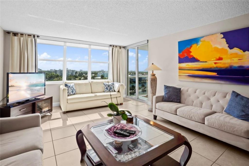3015 N Ocean Boulevard, Unit 7K, Fort Lauderdale, FL 33308 Photo