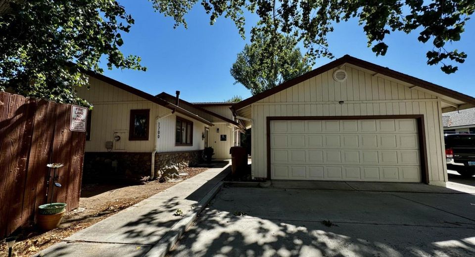 1700 Mackland Avenue, Minden, NV 89423 Photo