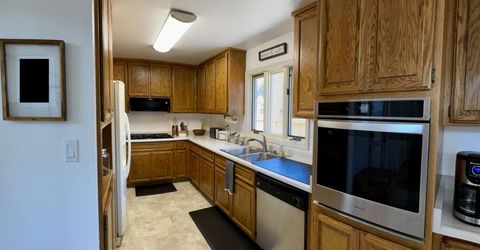1700 Mackland Avenue, Minden, NV 89423 Photo