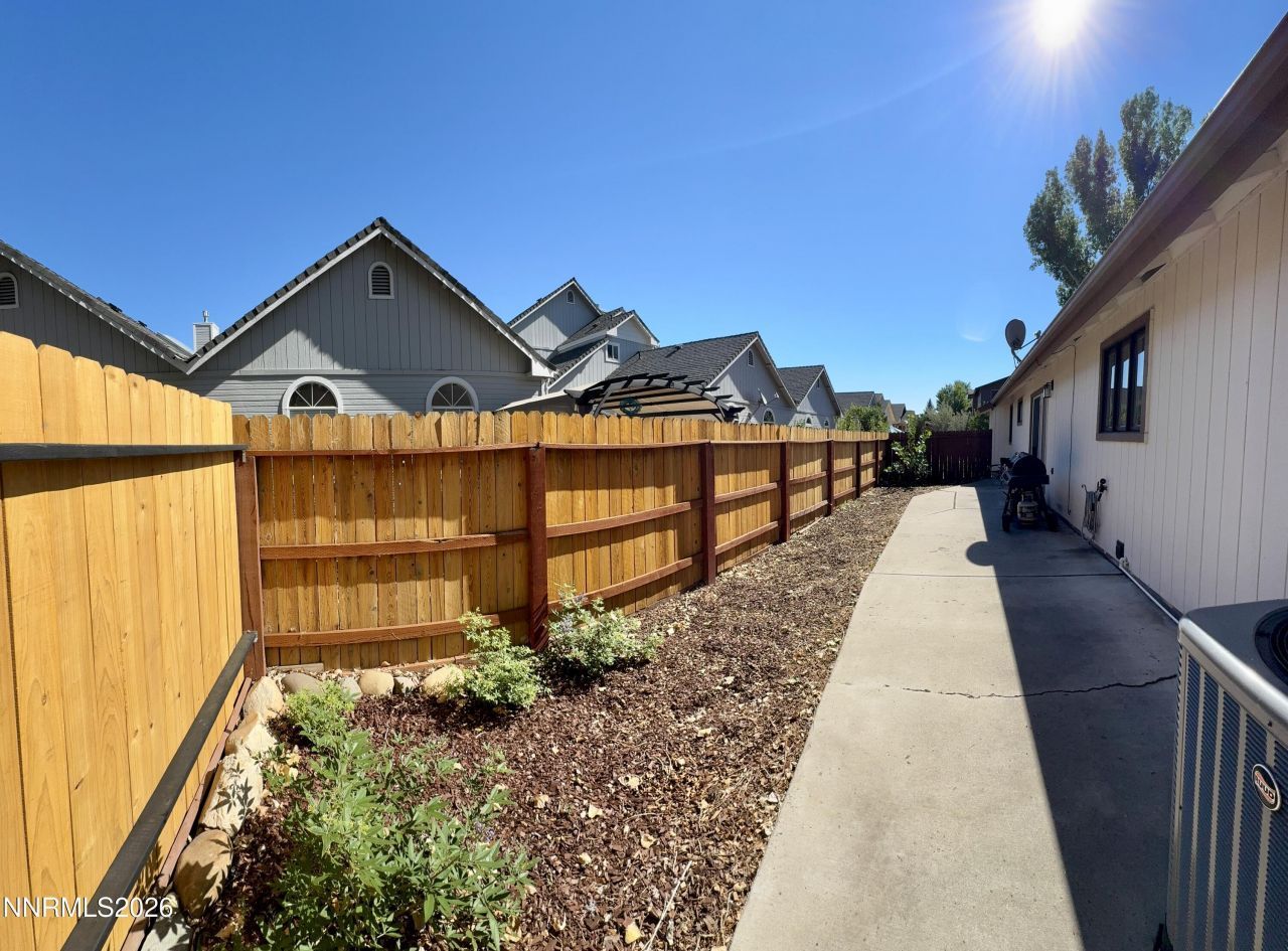 1700 Mackland Avenue, Minden, NV 89423 Photo