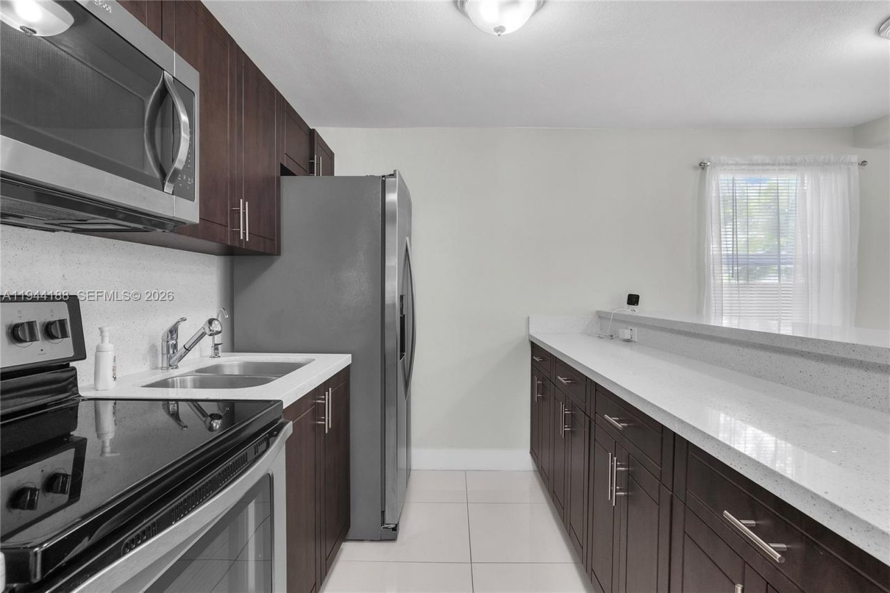 9398 NW 4th Ave , Miami, FL 33150 Photo