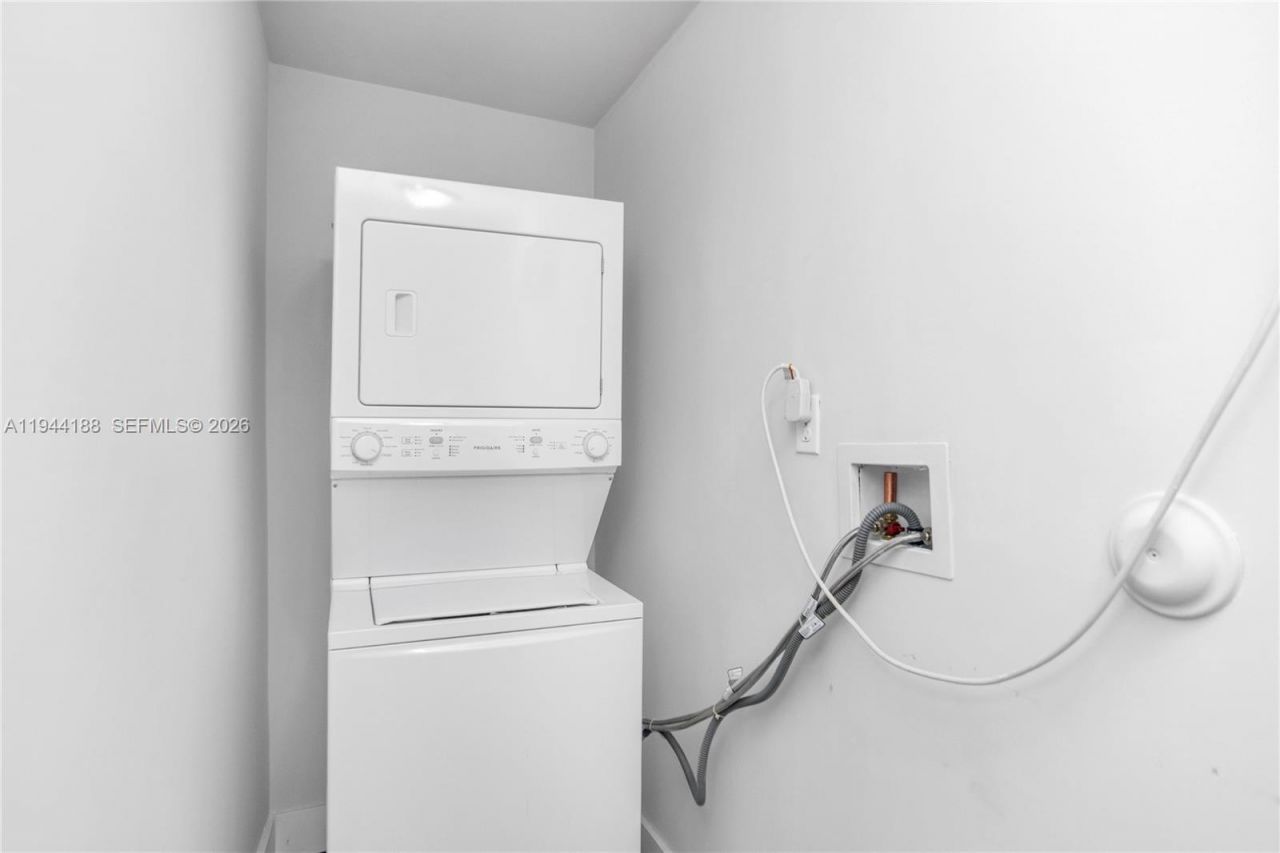 9398 NW 4th Ave , Miami, FL 33150 Photo