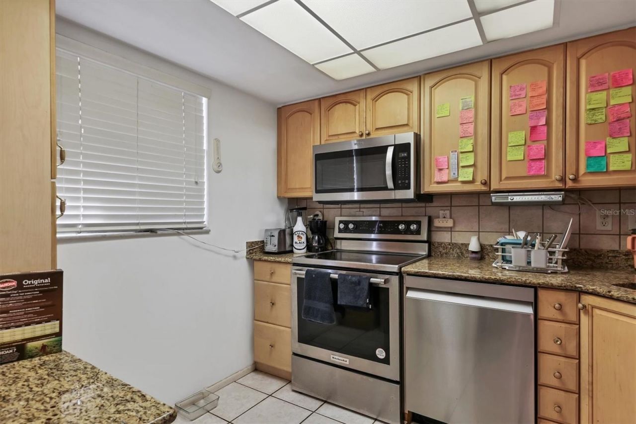 1310 Glen Oaks Drive E, Unit 285E, Sarasota, FL 34232 Photo