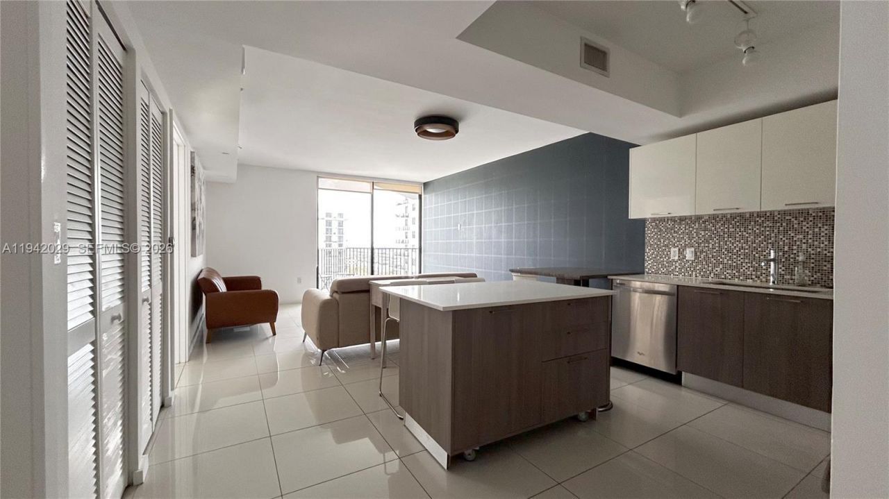 5252 NW 85th Ave, Unit 1607, Doral, FL 33166 Photo