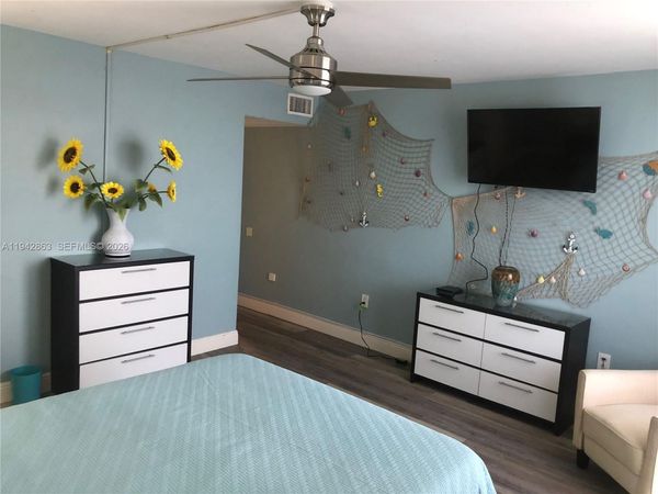 801 S Ocean Dr, Unit 1004, Hollywood, FL 33019