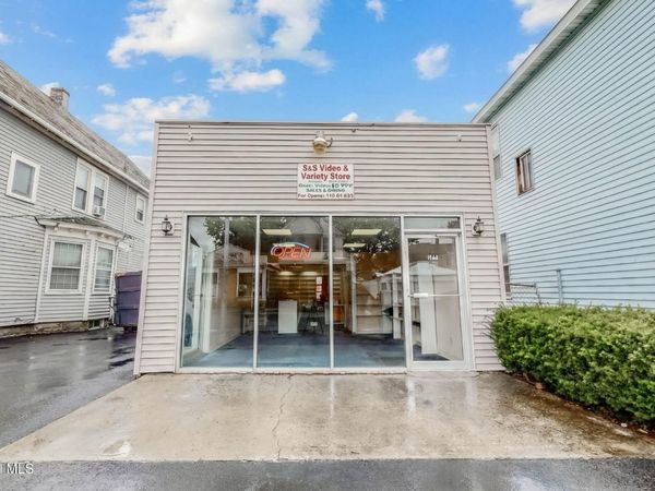 1564 Becker Street, Schenectady, NY 12304