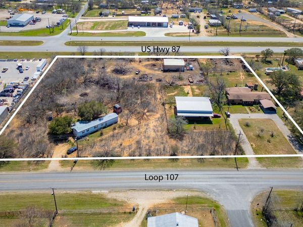 11806 Loop 107, Adkins, TX 78101