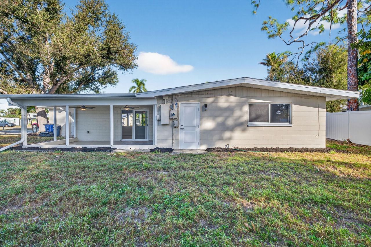 2230 Aldridge Ave, Fort Myers, FL 33907 Photo