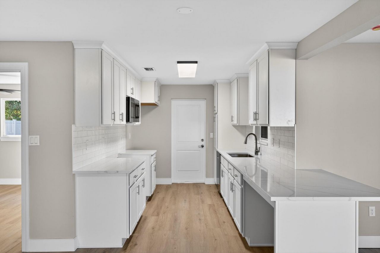 2230 Aldridge Ave, Fort Myers, FL 33907 Photo
