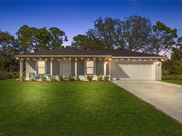 708 Wentworth DR, LEHIGH ACRES, FL 33972