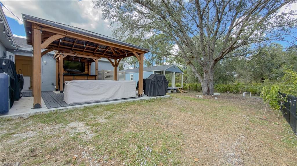 708 Wentworth Dr, Lehigh Acres, FL 33972 Photo