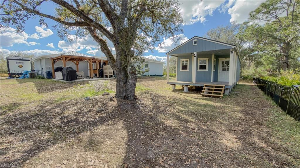 708 Wentworth Dr, Lehigh Acres, FL 33972 Photo