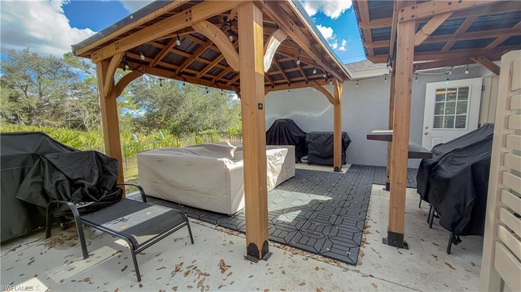 708 Wentworth Dr, Lehigh Acres, FL 33972 Photo