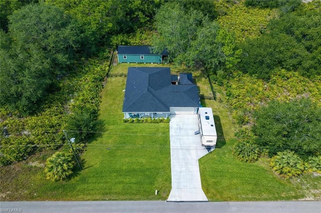 708 Wentworth Dr, Lehigh Acres, FL 33972 Photo